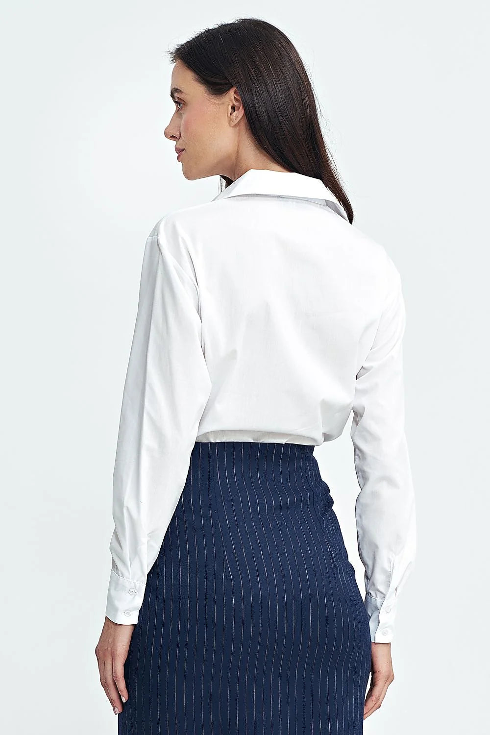 Chemise et jupe classiques deux pièces professionnelles en coton et laine, manches longues, col classique, rayures bleu marine, femmes élégance travail occasionnels