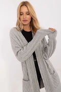 Cardigan pour femme élégant long manches longues col ouvert maille torsadée gris clair maille tricotée
