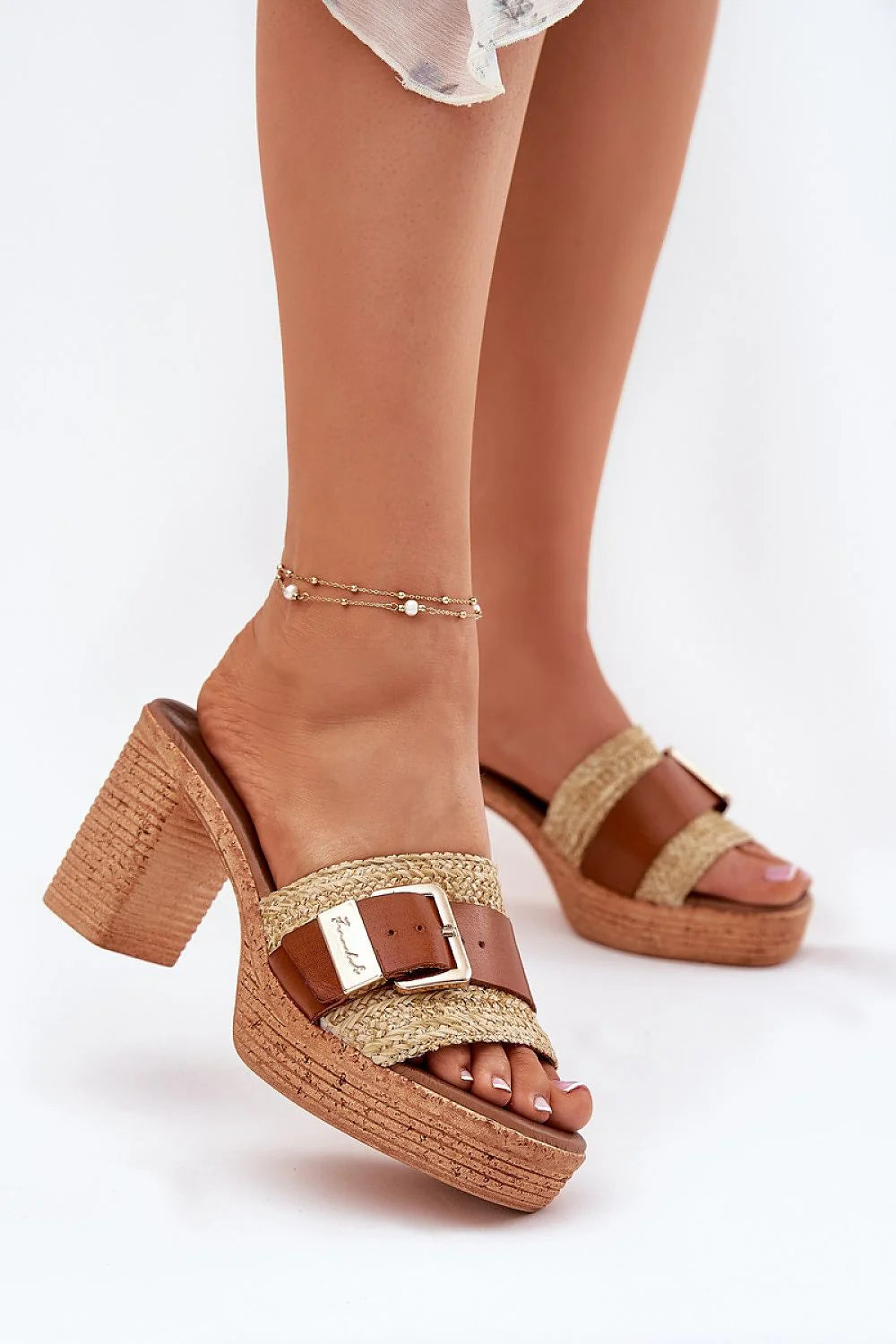 sandales femme cuir naturel marron talon bloc espadrille plateforme semelle liège bride raphia tressé boucle argentée bohème confortable