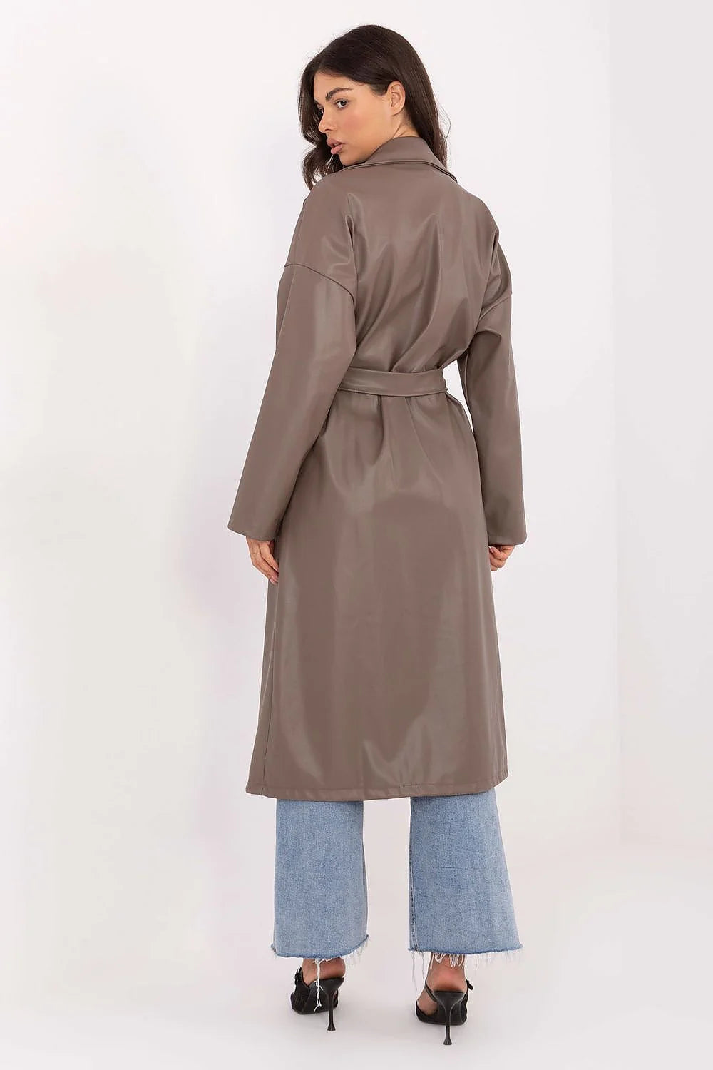 manteau cuir femme similicuir taupe oversize midi trench ceinturé ceinture nouée col tailleur manches longues poches latérales finition lisse intemporel