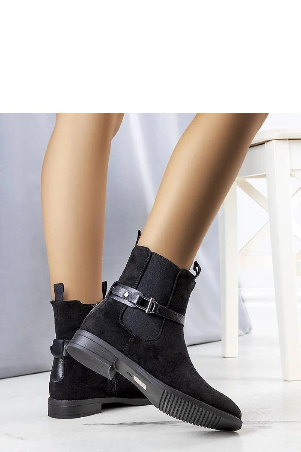 Bottes femmes design moderne élégant noir cuir suédé Chelsea élastiques sangle métallique confort semi-formel quotidien