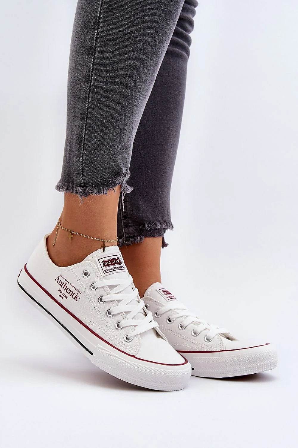 Baskets pour femmes design classique matériau textile confort tout le jour chaussures légères adhérence excellente style intemporel