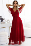 Robe longue Numoco tissu fluide couleur bordeaux décolleté en V manches courtes transparentes ceinture intégrée silhouette élancée femme élégance