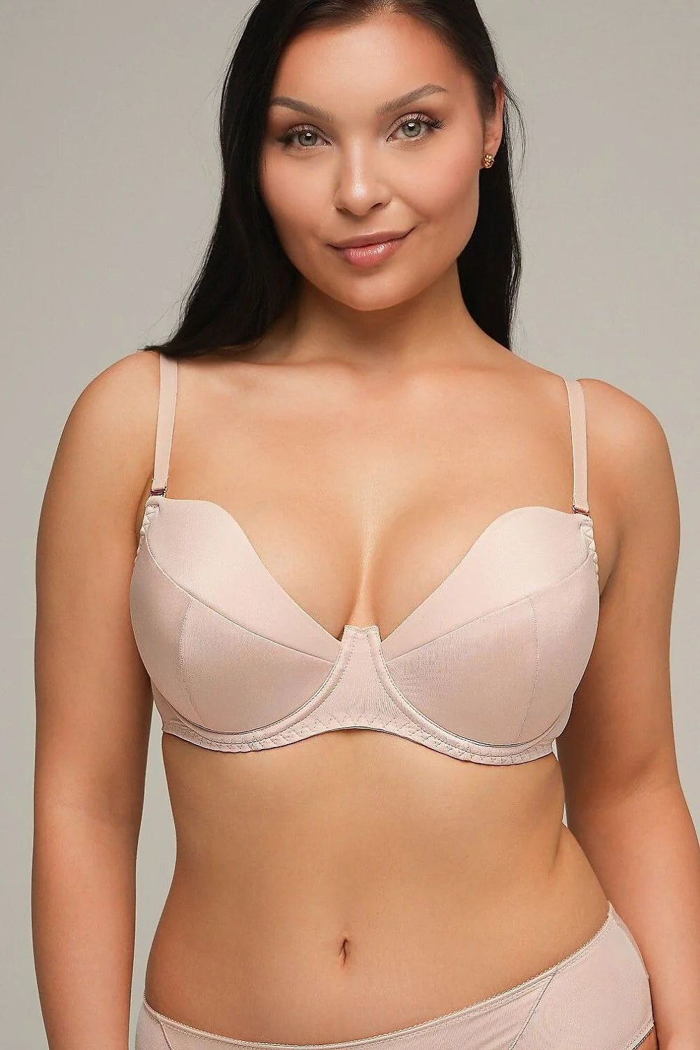 soutien gorge pushup balconnet plongeant microfibre satinée nude bonnets moulés coutures verticales galbe maintien renforcé bretelles réglables coussinets amovibles