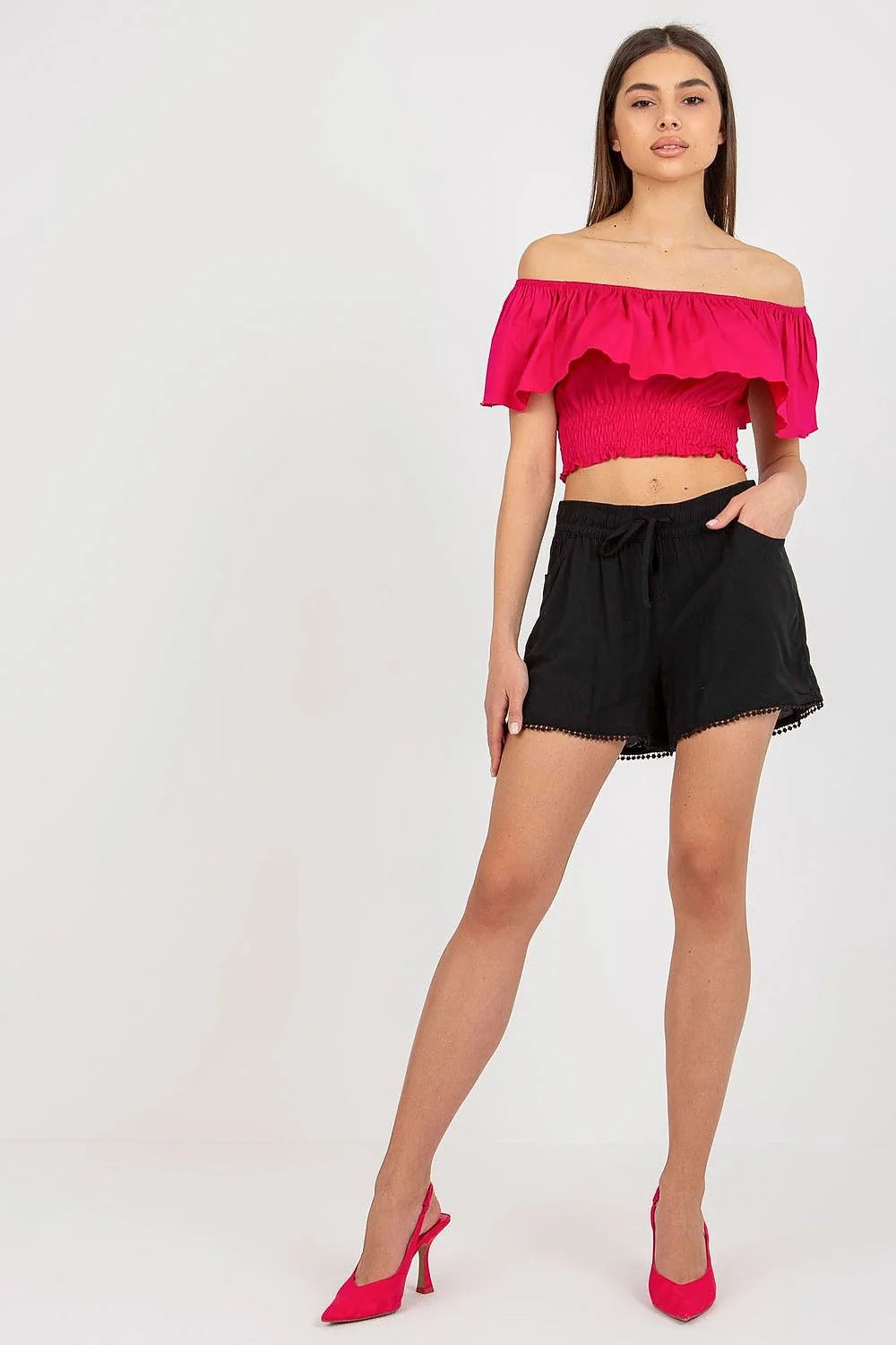 Ensemble été féminin short ample top crop top épaules nues fuchsia noir viscose