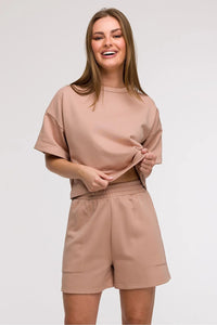 Ensemble t-shirt et short Be Wear oversize trapezoidal high-waisted elastic waist neutral beige-pink cotton-polyester blend women set