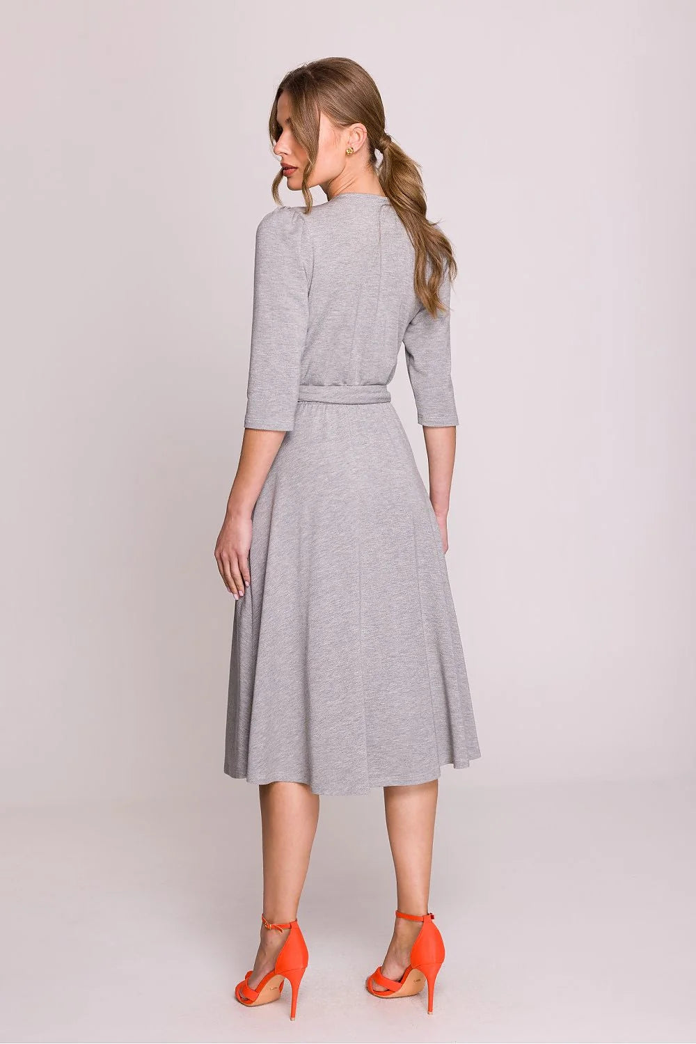 Robe femme style classique croisée en V col profond ceinture taille jersey gris 3/4 manches midi longueur ajustable