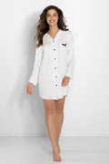 Chemise de nuit élégante pour femme en viscose, manches longues, col chemise, motifs polka dot, confortable et intemporel
