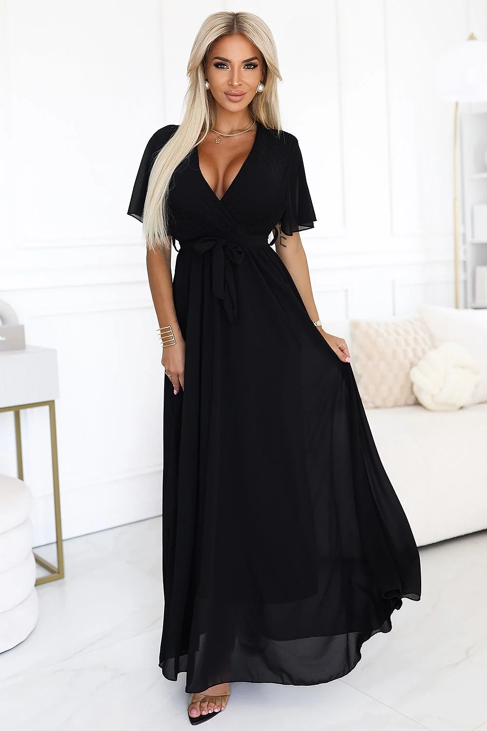robe soirée longue noire portefeuille décolleté plongeant manches papillon courtes taille ajustable ceinture nouée jupe évasée voile léger doublure opaque