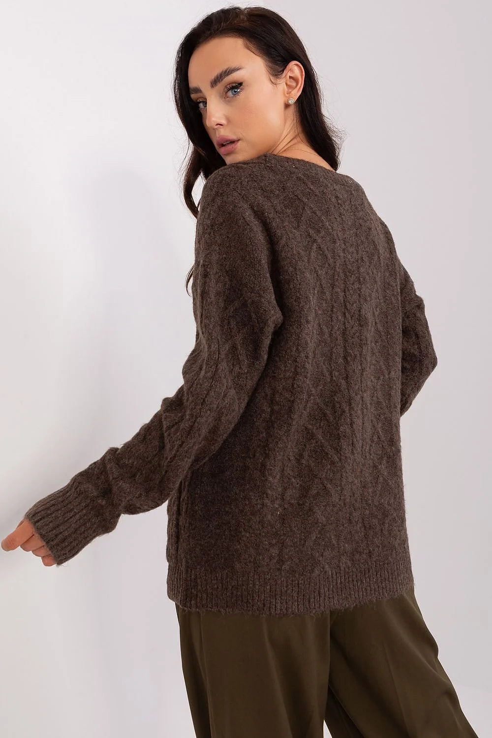 Cardigan femme en laine marron foncé col V profond boutons marron manches longues poches rib côtelé coupe ample