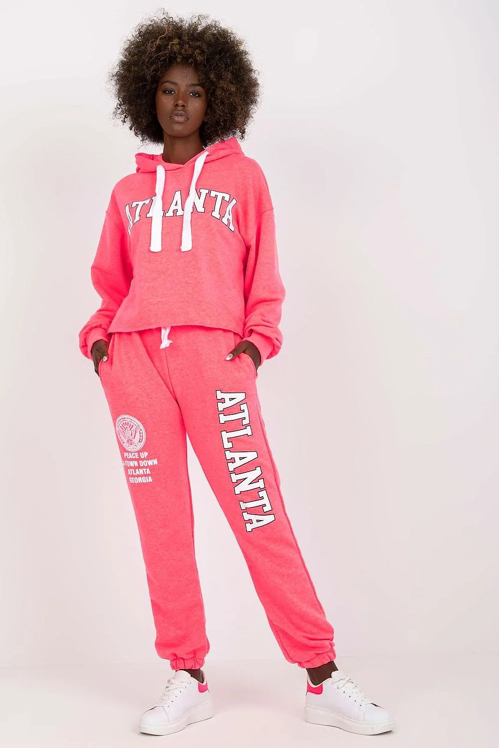 ensemble sportswear femme urbain athleisure molleton doux bleu ciel sweat capuche cordon blanc imprimé ATLANTA pantalon jogging fuselé