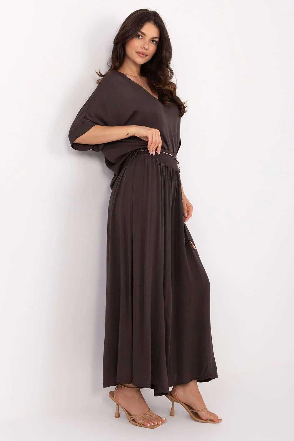 Pantalon femme Och Bella palazzo viscose couleur brun foncé taille haute ceinture à nouer perles ethnique manches courtes style décontracté chic occasion journée soirée