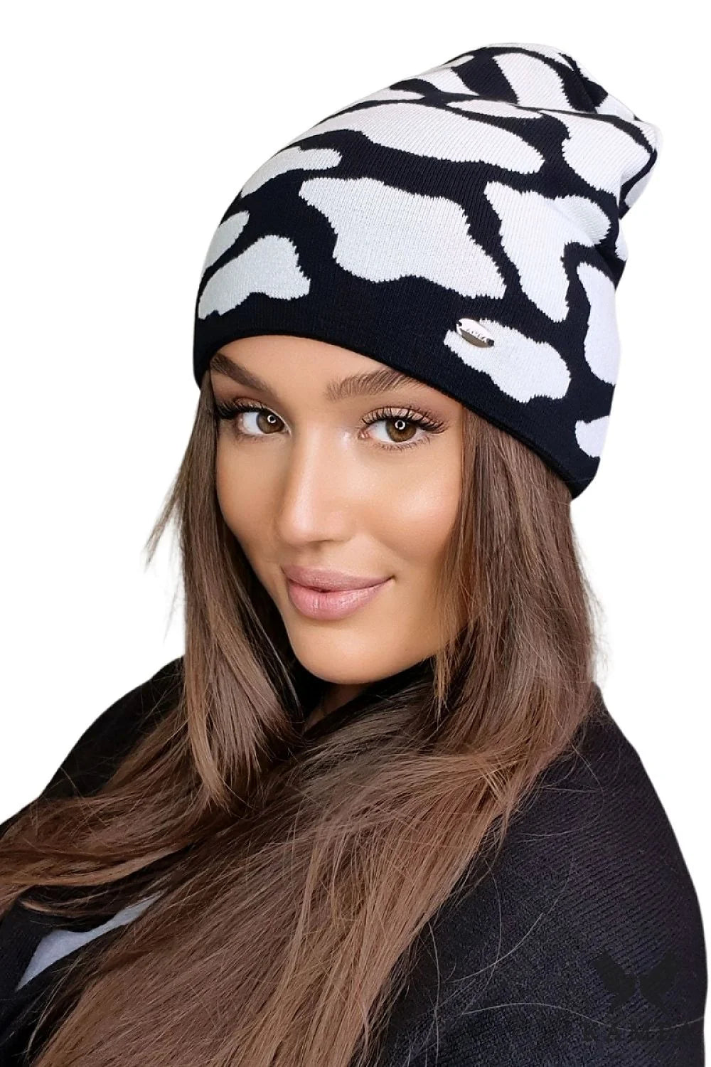 bonnet femme moderne tendance design abstrait noir blanc imprimé animal léopard slouchy oversize maille tricotée viscose hypoallergénique extensible doux