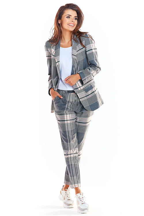 Blazer femme polyester viscose style urbain structuré élégant intemporel conçu en Pologne pour toutes occasions