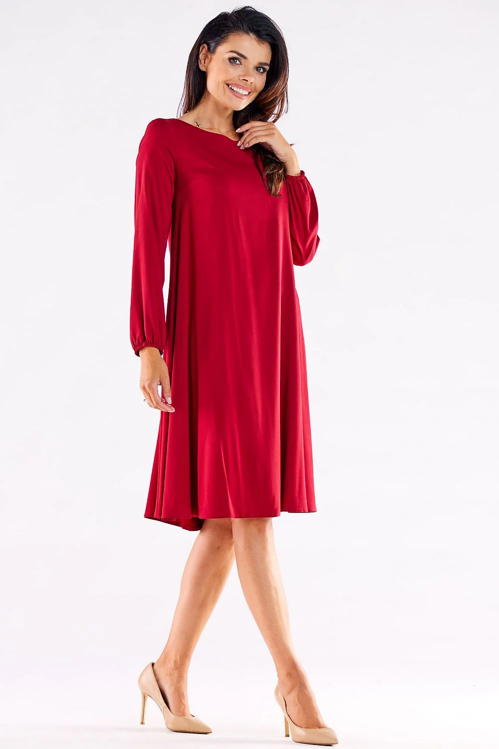 Robe de jour élégante pour femme en viscose et elasthanne, manches longues, dos allongé, coupe trapèze, couleur rouge, taille ajustable
