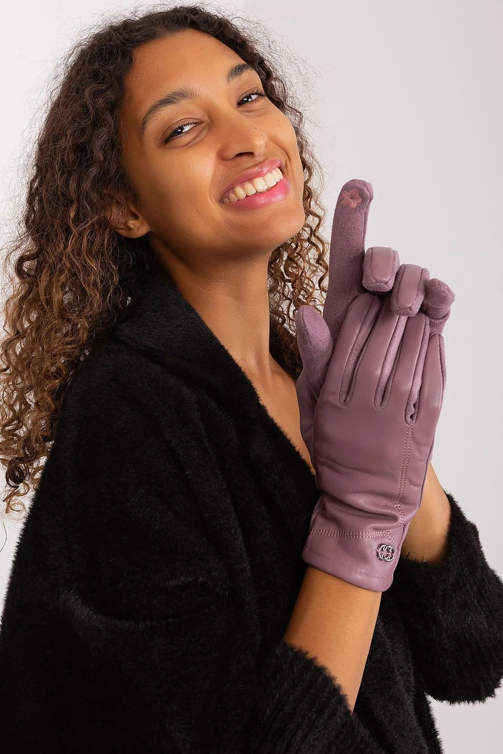 Gants élégants pour femmes en cuir lisse couleur mauve style classique avec détails métalliques poignet retourné ajusté confort isolé hiver automne longue durée