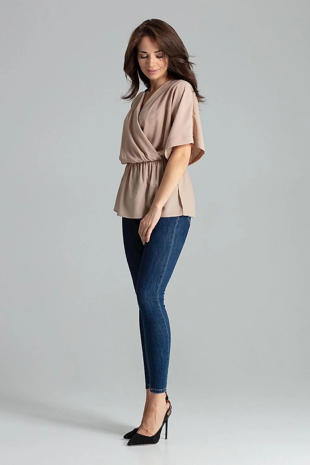 chemisier ample beige Lenitif manches kimono col V cachecoeur élégant tendance femme moderne fluide taille élastique fronces crêpe casualchic blousant