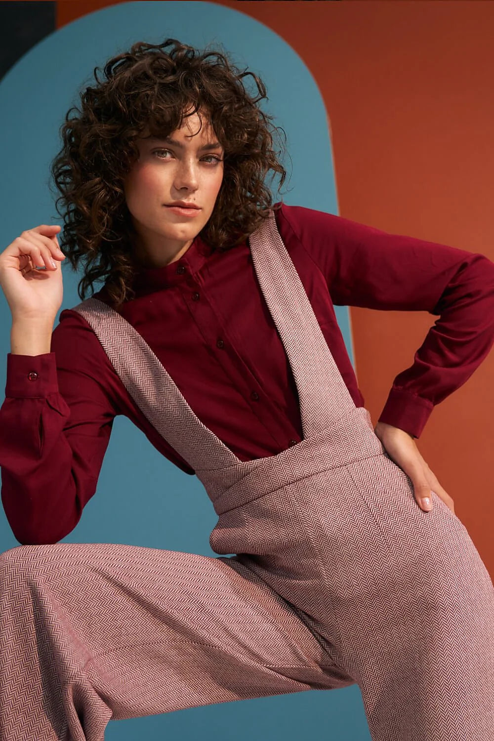 Chemise manche longue Nife prune col Mao boutons finitions élégantes viscose 100% femmes style professionnel