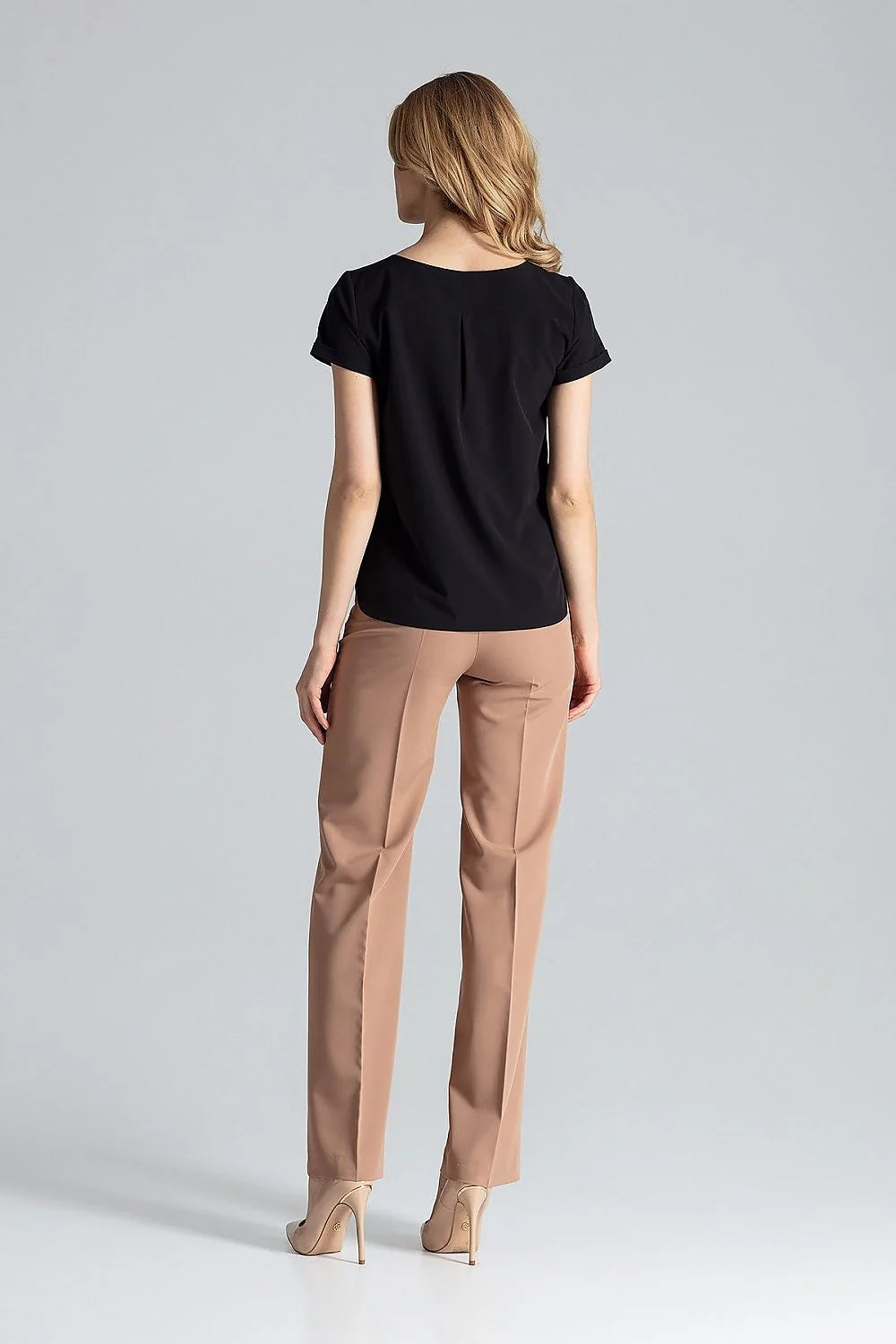 Chemisier Figl en polyester et élasthanne manches courtes col en V motifs floraux et animaliers beige marron noir femme