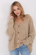 cardigan gilet femme oversize maille bouclette beige sable coupe loose col V boutonnage boutons bois manches longues tombantes