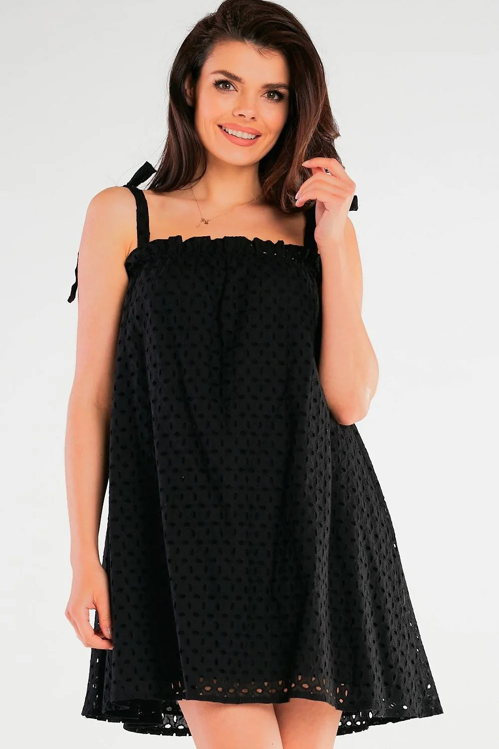 Robe de jour awama élégante en coton brodé noire ample bretelles nouées pour femme mode été décontractée