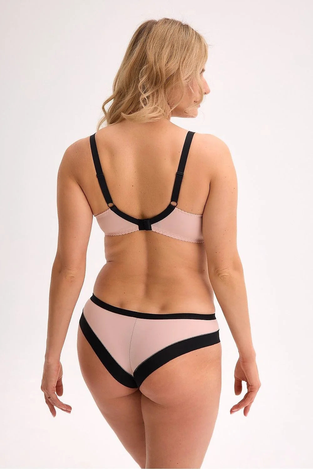 Ensemble de lingerie Soft Gaia moderne en tulle noir et rose pâle, soutien-gorge Cage à armatures, culotte classique, confort exceptionnel pour femmes à la poitrine généreuse