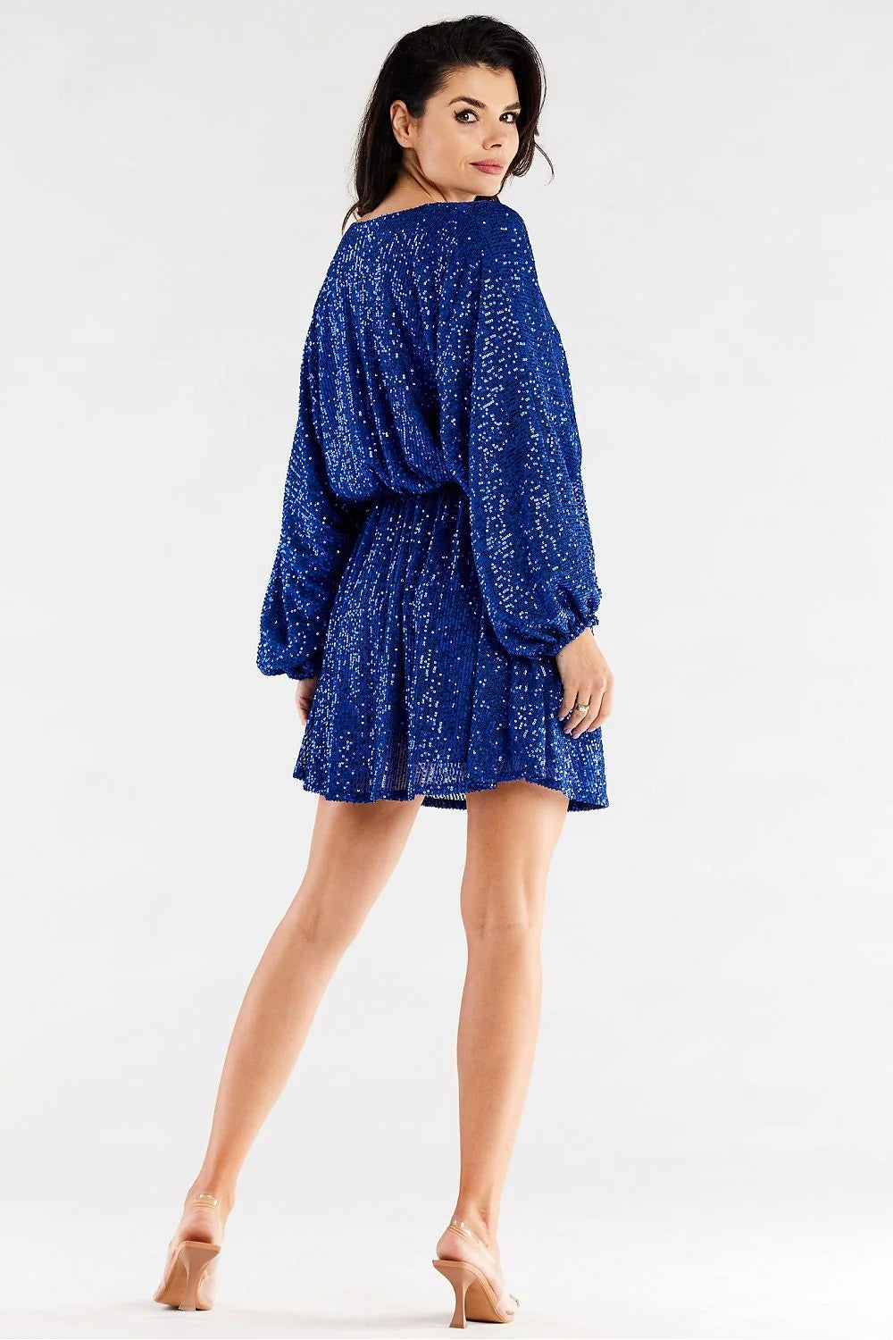 Robe de soirée élégante à paillettes rose métallisé manches longues bouffantes en V dos nu ajustée femme