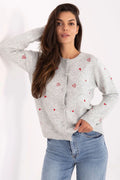 cardigan femme boutonné col rond manches longues coupe décontractée maille douce gris clair broderie cœurs rouges
