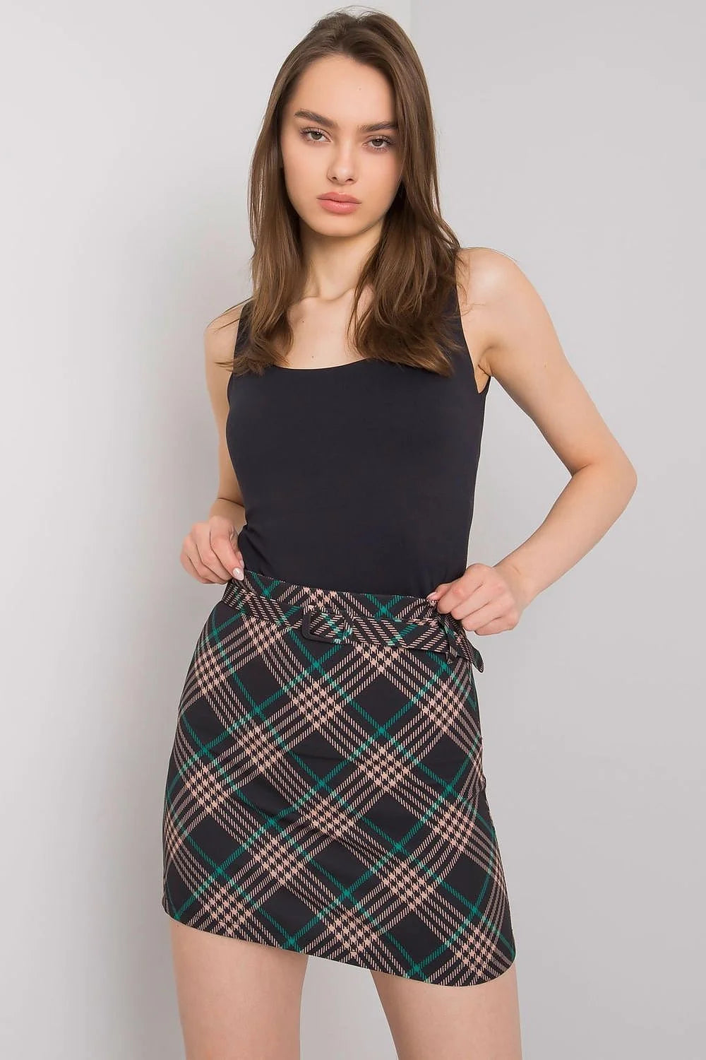 Mini-jupe à carreaux polyester chic évasée ceinturée taille haute femme élégante look moderne