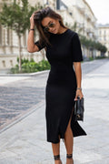 Robe de jour IVON noire maille ajustée manches courtes encolure ronde fente latérale Pologne femme