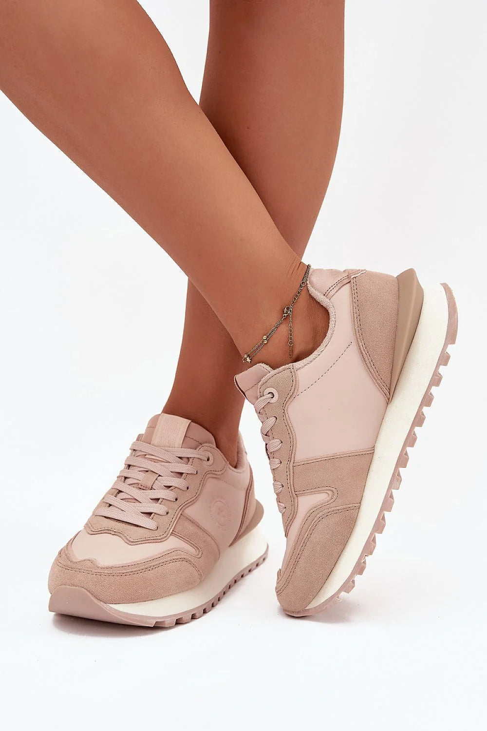 sneakers femme BigStar cuir suède rose poudré plateforme lacets col rembourré semelle intermédiaire blanche amortissante respirante recyclée antidérapante durable rétro