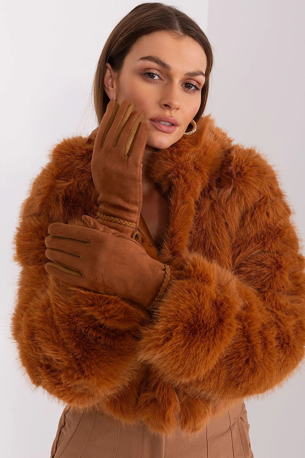 Gants en suédine pour femme, design épuré, détails contrastés, fleurs brodées, polyester 90%, spandex 10%, portables avec smartphone