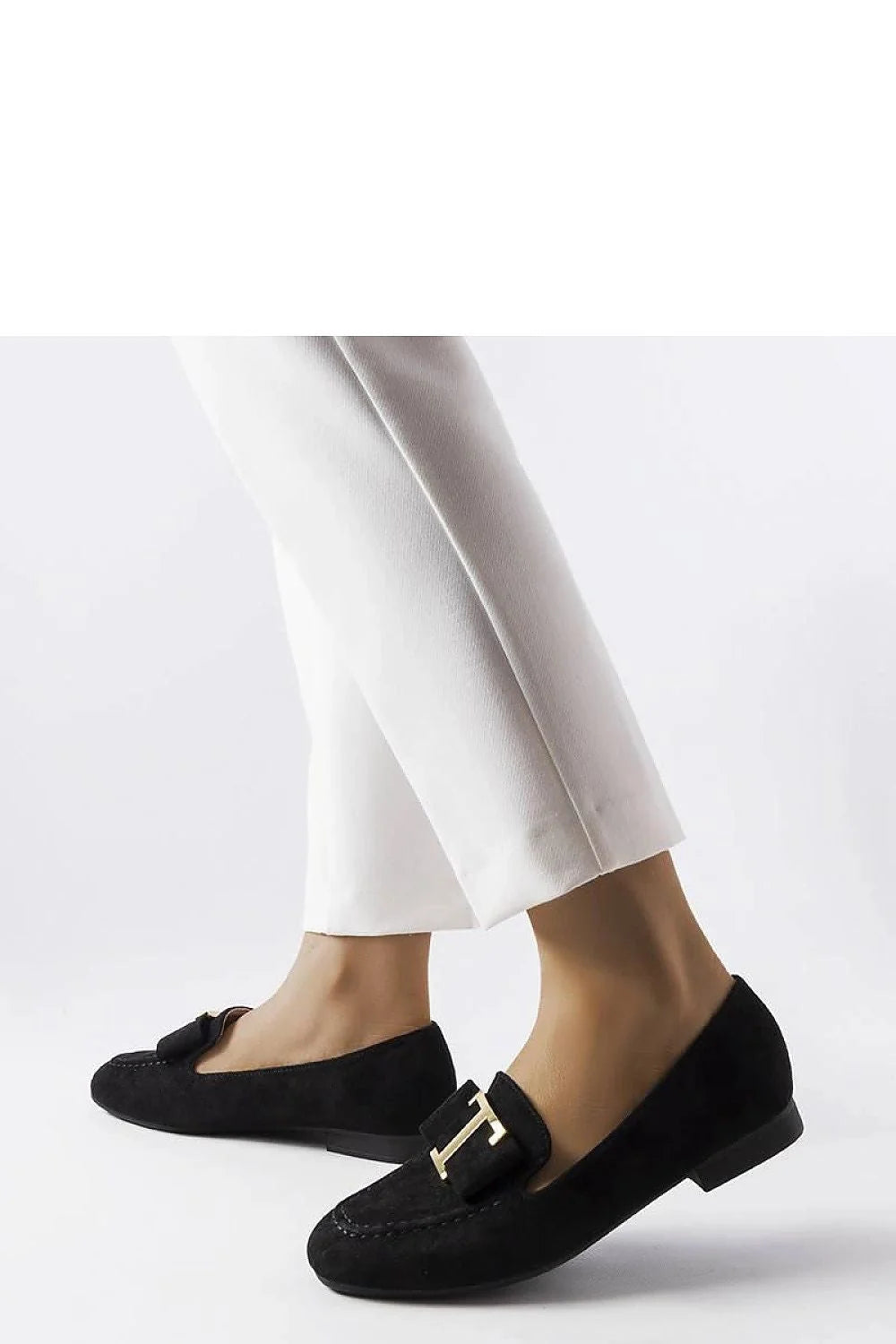 Mocassins élégants en cuir suédé noir, style classique intemporel, décoration dorée, confortable et polyvalent, mode femme été