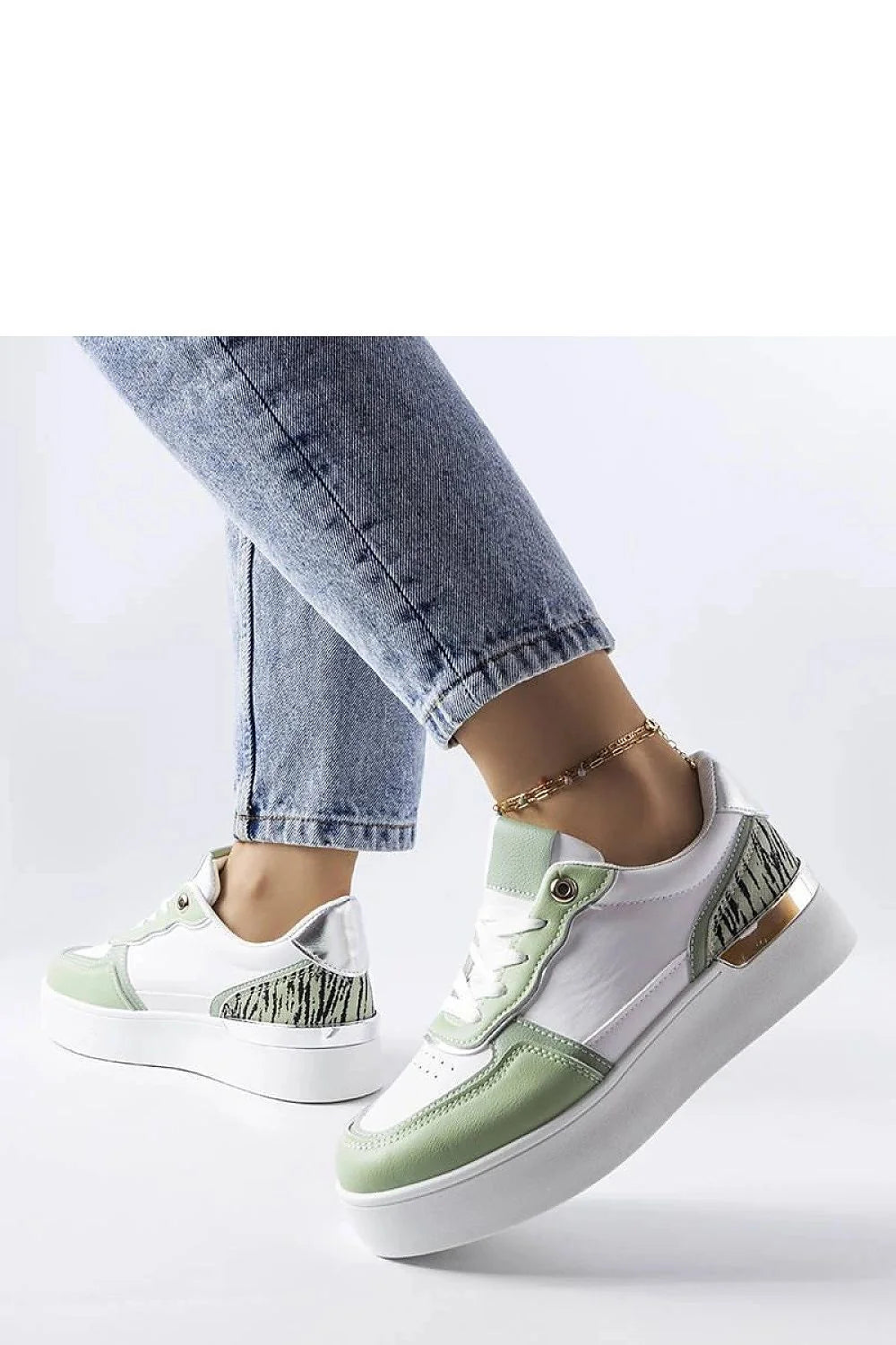 Baskets mode pour femme design moderne élégant vert pastel blanc cuir synthétique plateforme confortable lacets dorés occasion été
