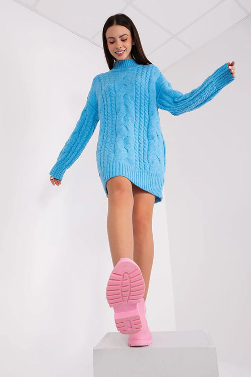 robe pull maille épaisse torsadée col montant manches longues oversize coupe droite longueur mini bleu vibrant moelleuse chaude côtelée