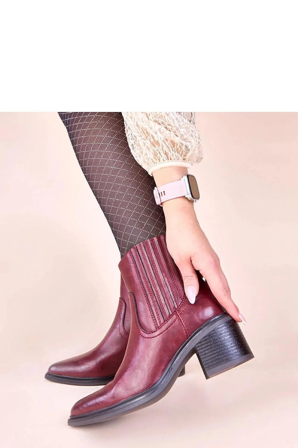 bottines bordeaux cuir synthétique talon bloc 7cm bout pointu tige cheville surpiqûres décoratives empiècements élastiques fermeture éclair semelle noire Gemre