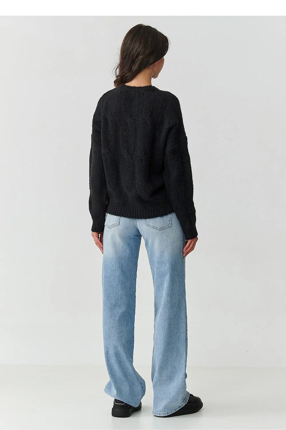 pull femme maille épaisse torsadé mohair laine polyamide acrylique duveteux chaud oversize coupe ample col rond côtelé poignets base