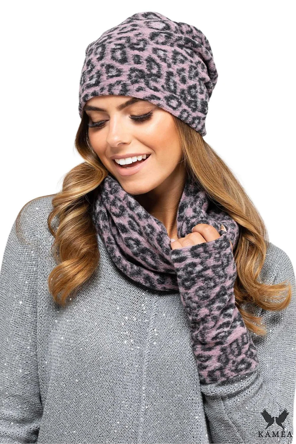 Ensemble mode femme automne-hiver motif léopard bonnet écharpe mitaines acrylique polyester laine long-traîne confort pratique