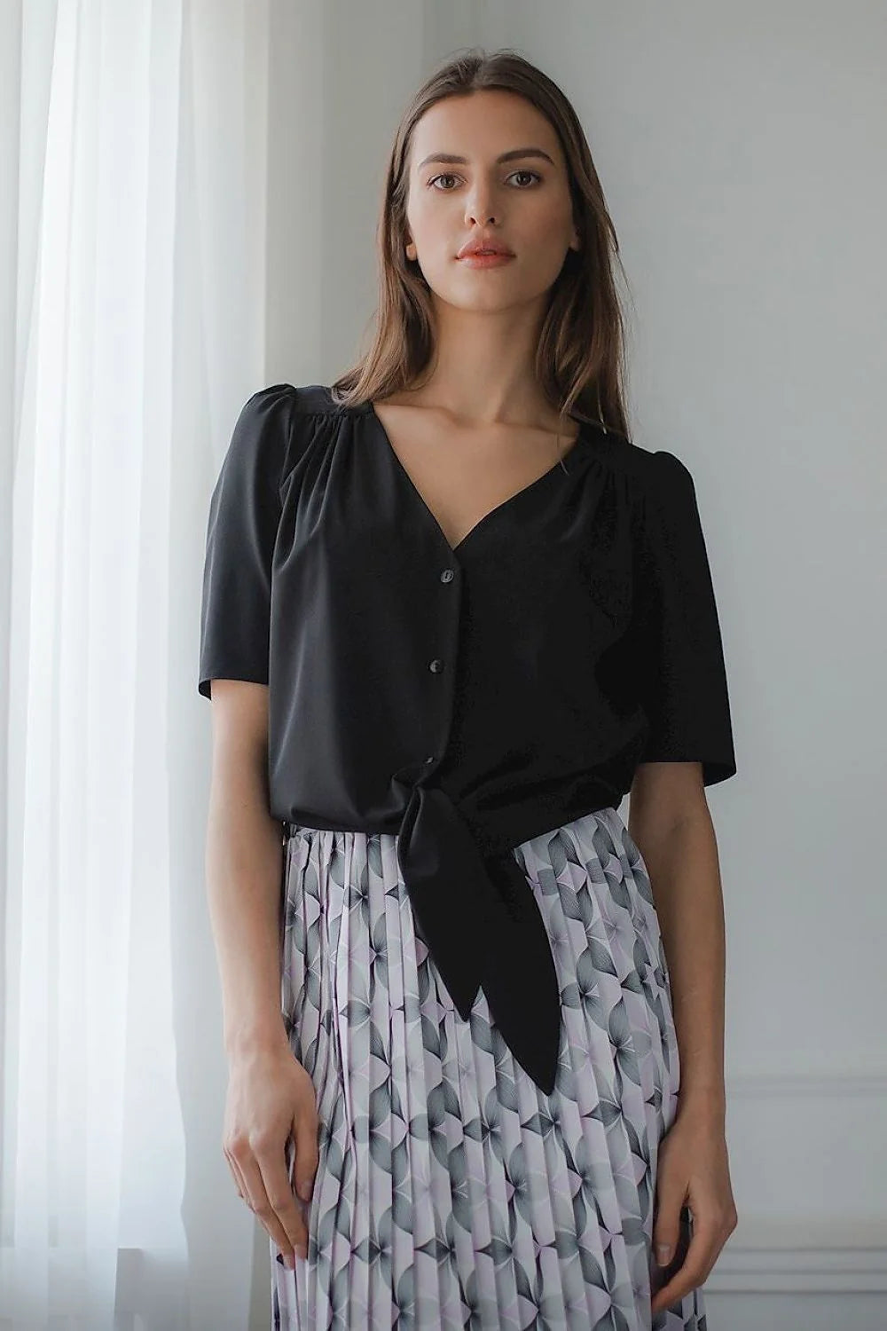 robe femme coton élégante motifs géométriques bleu pastel manches bouffantes décolleté noeud taille jupe plissée midi fluide soyeuse
