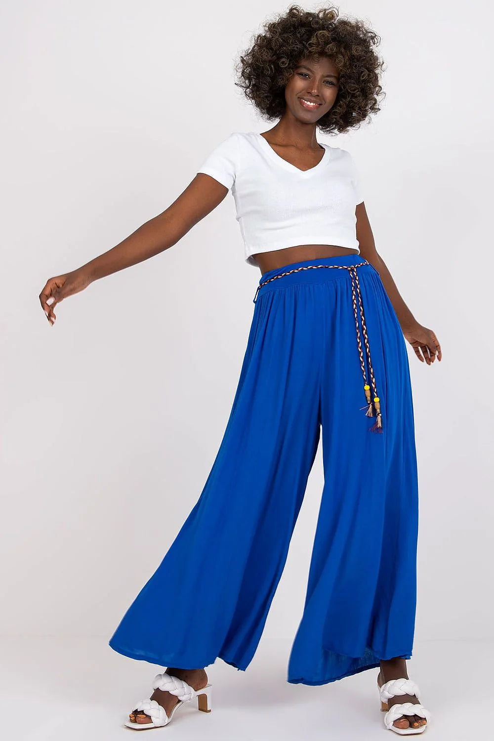 Ensemble féminin chic crop top et pantalon large femme noir ajusté confort matières douces