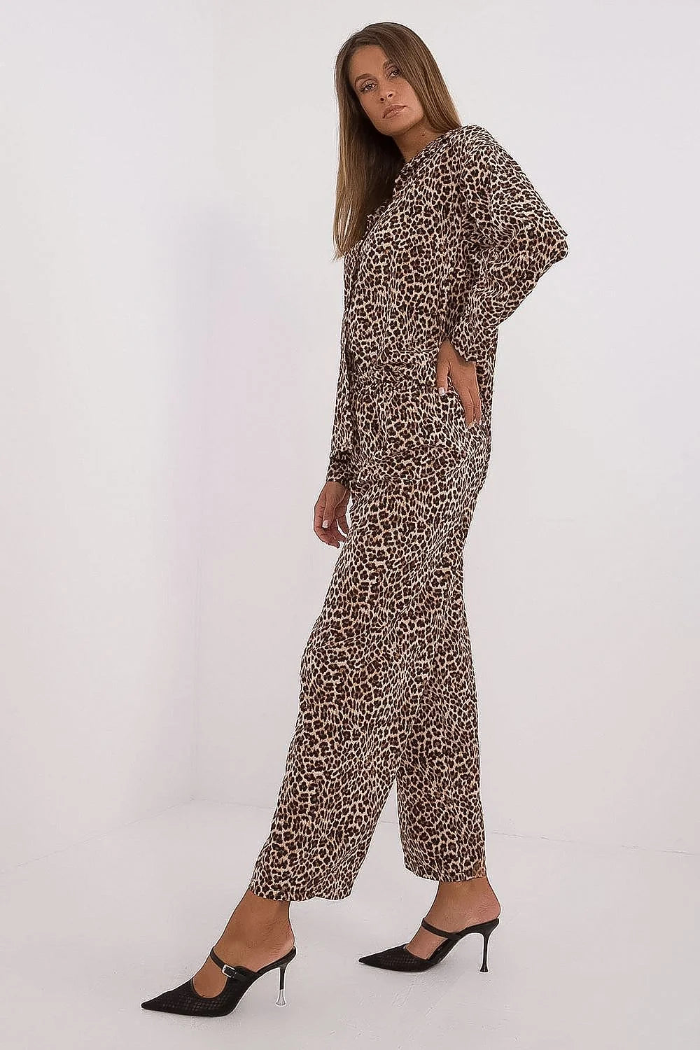 Ensemble Italy Moda pour femme, chemise et pantalon assortis, motif léopard, style chic, confortable, occasionnels formels et casuals, matériau polyester et élasthanne, taille haute, manches longues, col boutonné