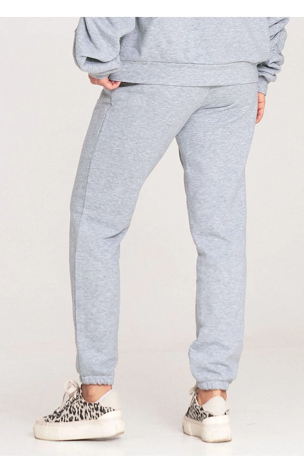 Pantalon survêtement femme en coton gris clair coupe ajustée taille haute élastique chevilles sans poches occasion quotidienne