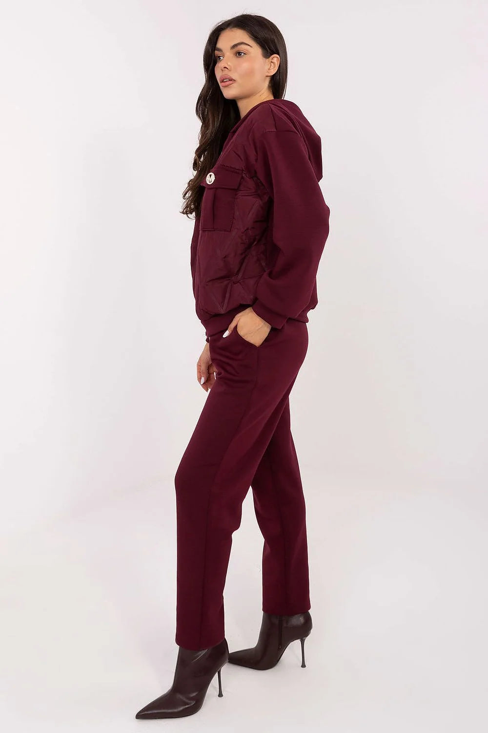 ensemble survêtement femme bordeaux athleisure bomber zippée capuche matelassé satiné molletonné extensible pantalon taille haute fuselées poches broches