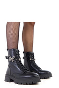 bottines rangers femme simili cuir mat noires crantées semelle plateforme talonstable tigehaute cheville laçage fermetureeclair bridecloutée bouclepapillon doublure