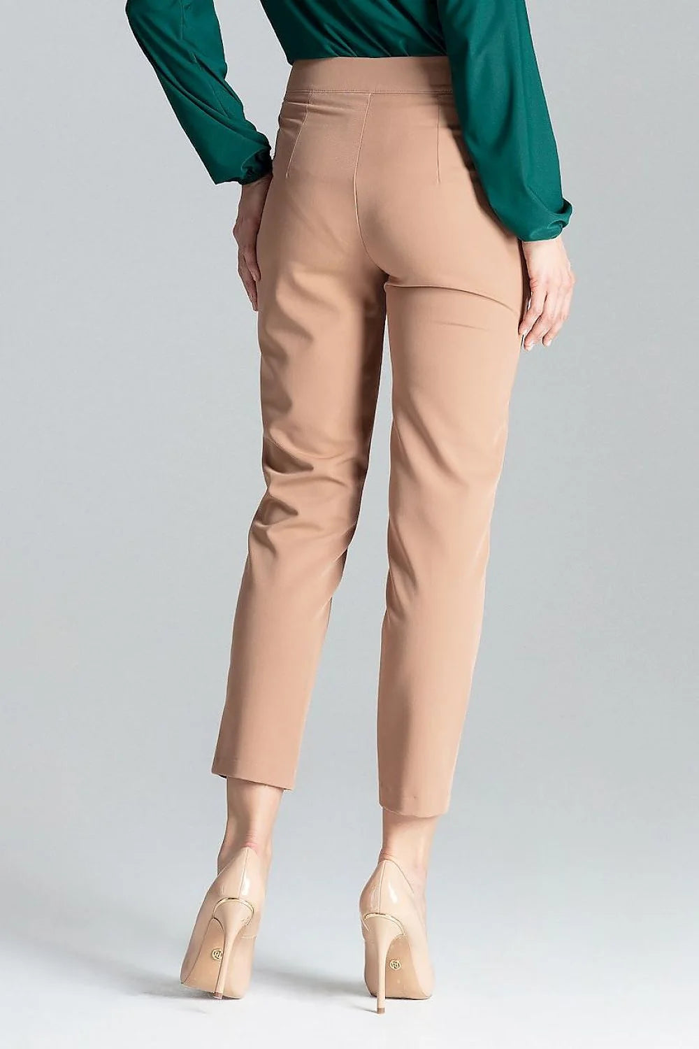 Pantalon femme cigarette 7/8 plis devant poches biais fermeture zip taille haute vert émeraude polyester viscose occasion professionnelle soirée