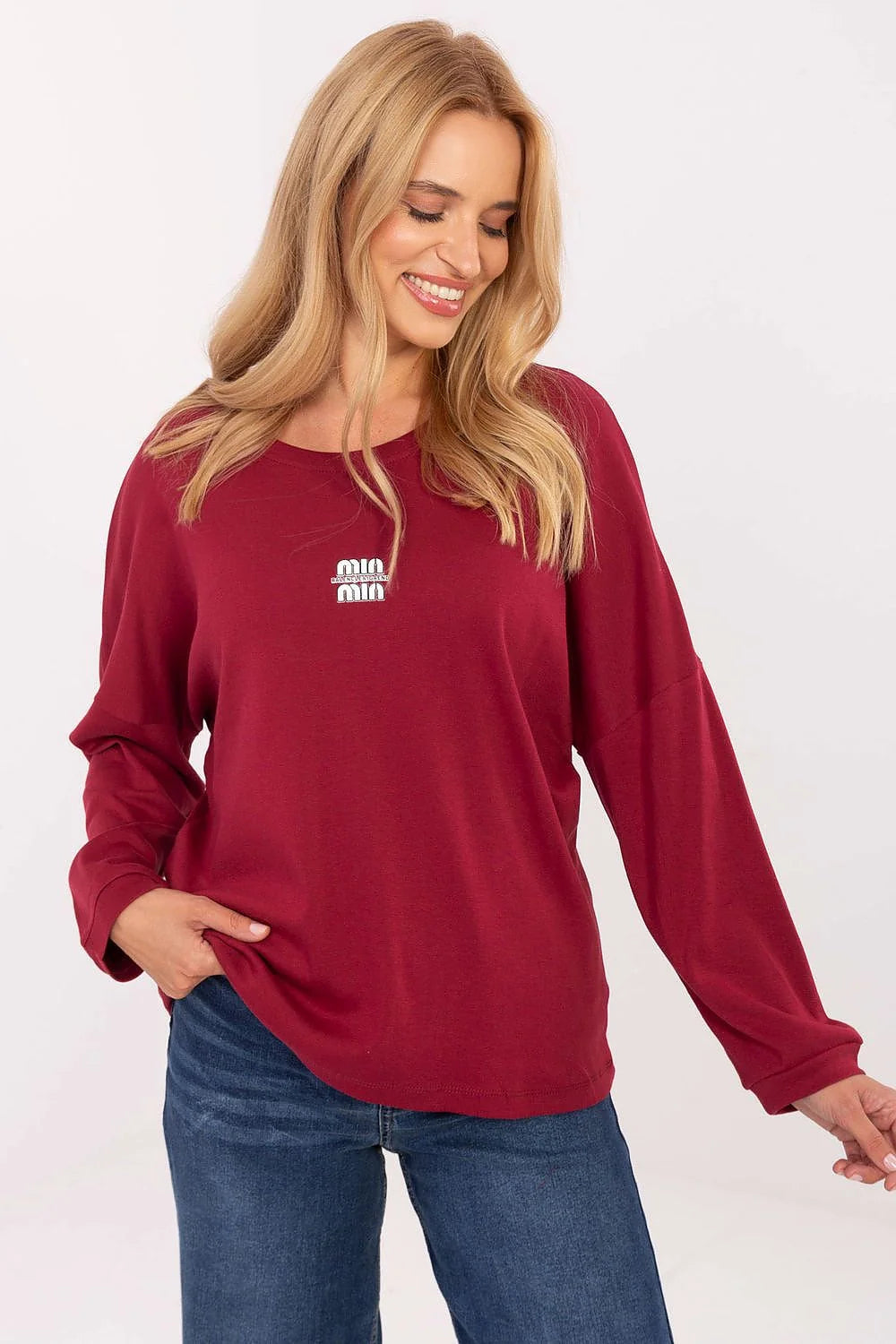 chemisier coton élasthanne manches longues oversize décontracté bordeaux logo blanc encolure ronde épaules tombantes ourlet arrondi jersey extensible confortable