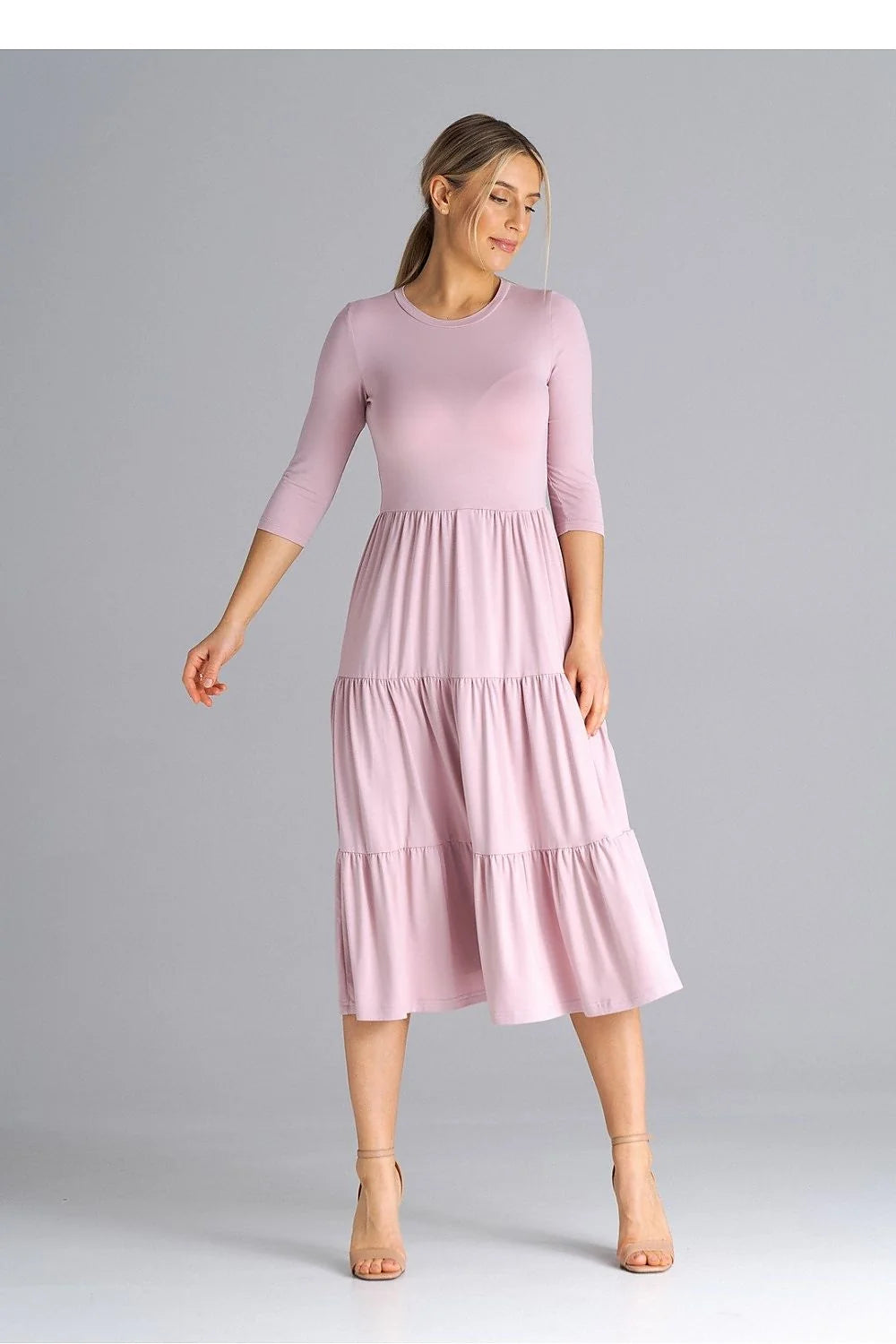 Robe de jour élégante en tissu léger manches 3/4 taille haute fronces à la jupe couleur rose pâle pour femme