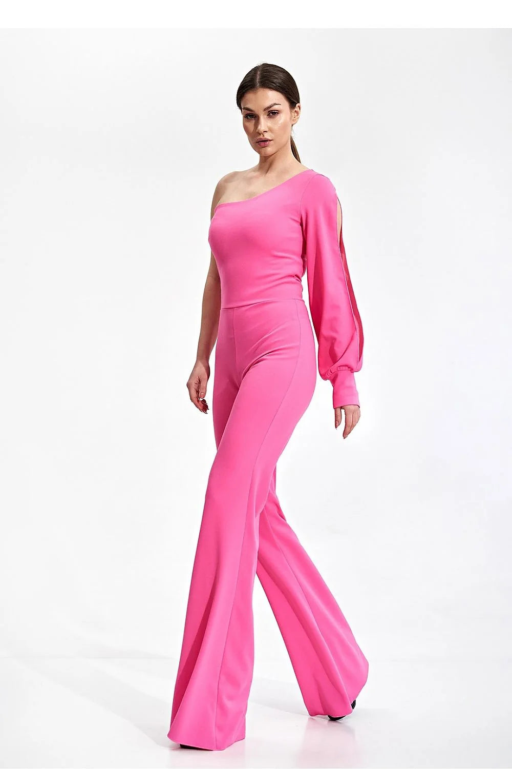 Combinaison élégante asymétrique longue épaule nue matière stretch noire femme soirée événement taille ajustable