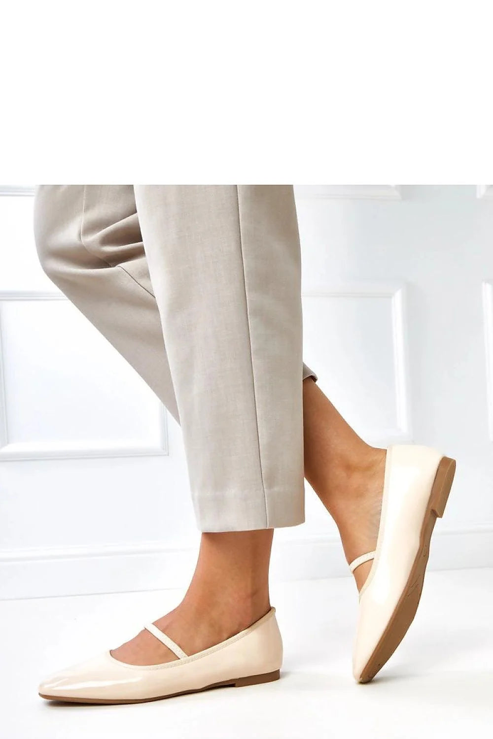 ballerines vernis plastique bout carré talon plat bande élastique intérieur doublé cuir écologique confort quotidien élégantes mode semelle plantaire artificiel