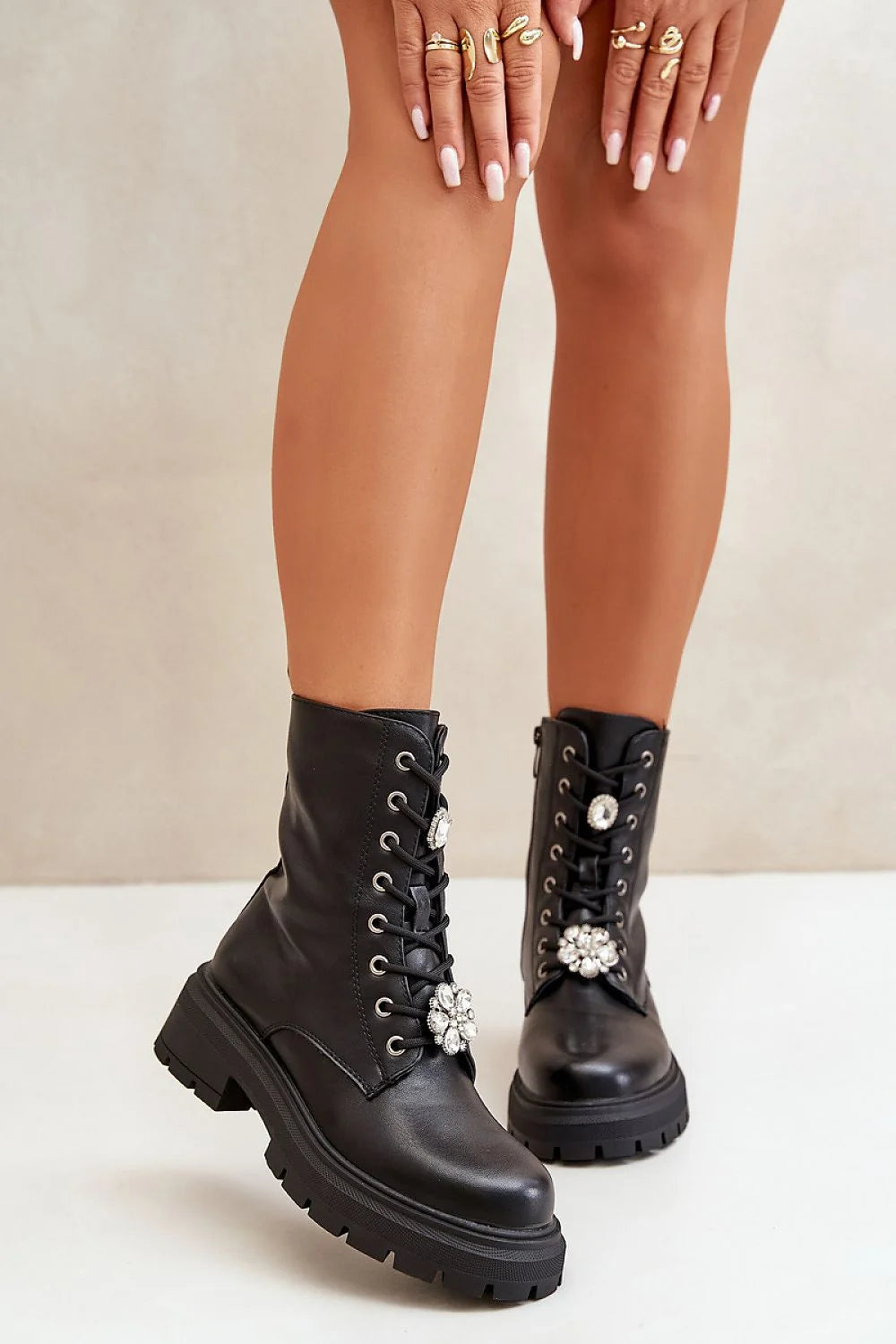 Bottines pour femmes en cuir artificiel noir style combat élégance moderne confort quotidien automne hiver